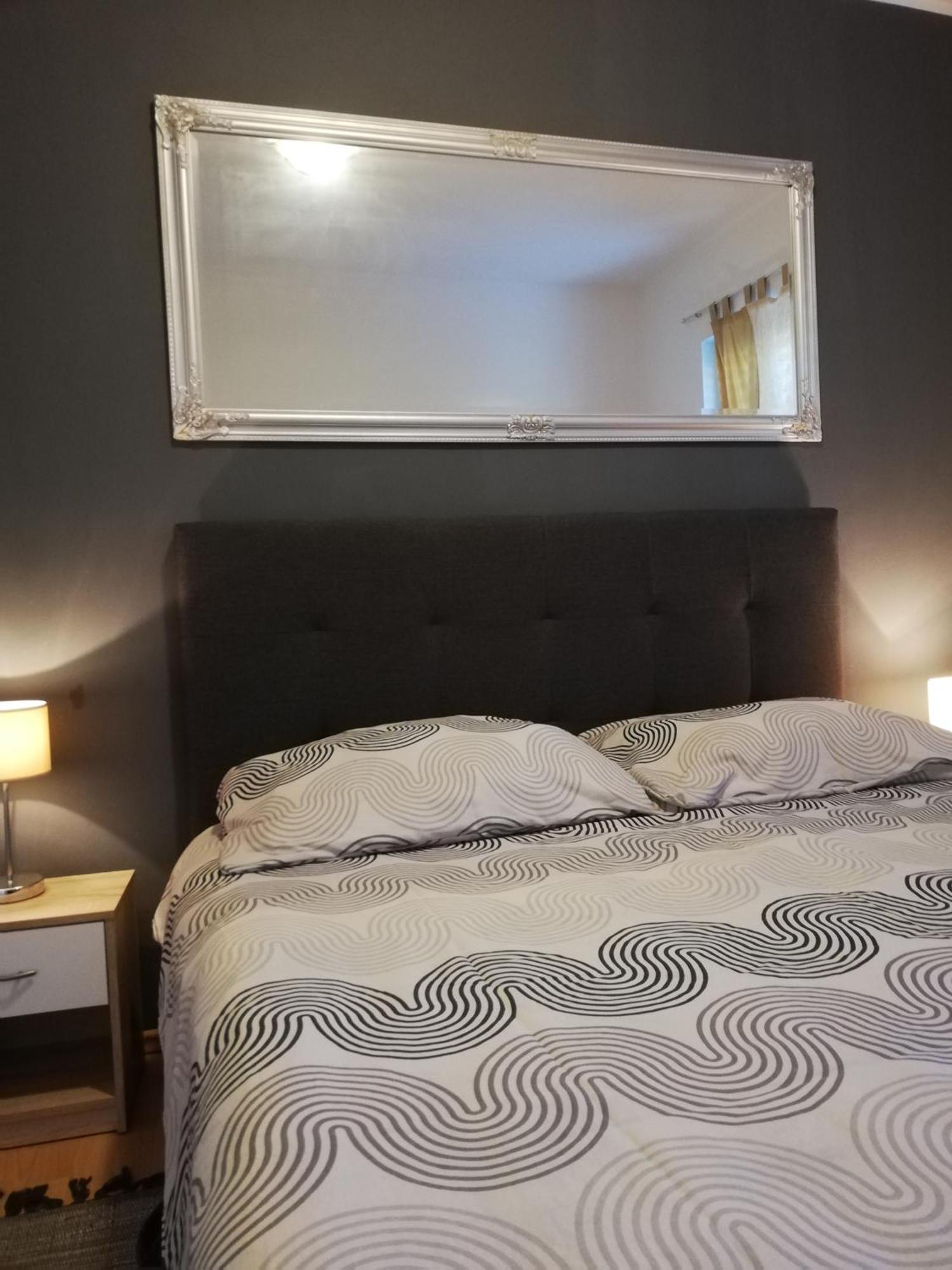 Apartments Poretti For 2,In Center Parking Free In The Yard,6 Min Beach Walk Rovinj Extérieur photo