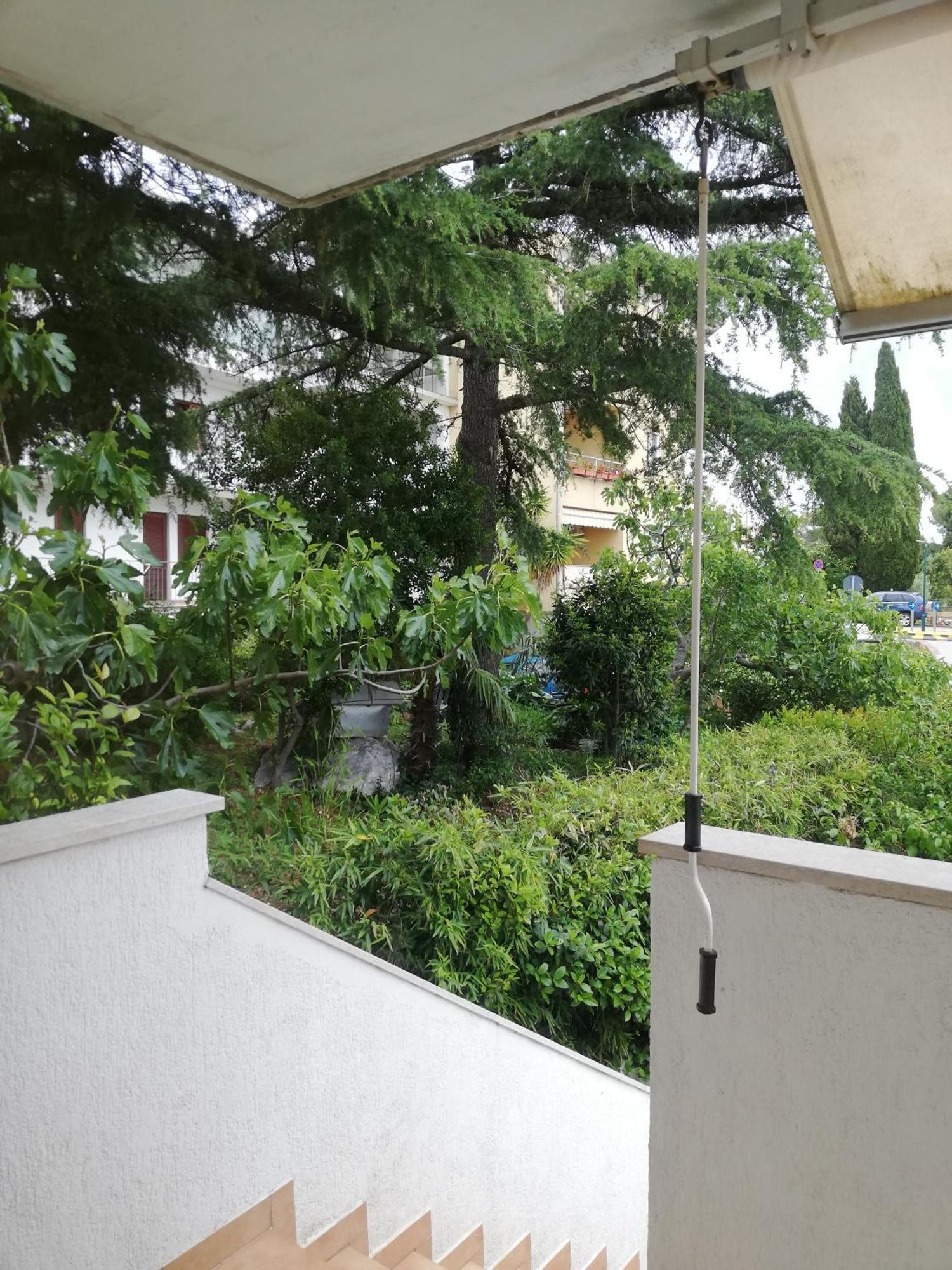 Apartments Poretti For 2,In Center Parking Free In The Yard,6 Min Beach Walk Rovinj Extérieur photo